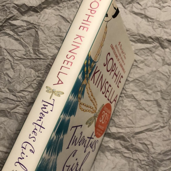 ⭐️3 for $15⭐️ Hardcover | Twenties Girl by Sophie Kinsella - Picture 3 of 5